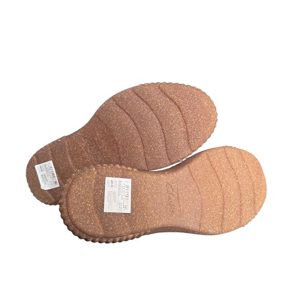 Clarks Caroline Janna Bronze Metallic Leather Sneakers Size 7 Wide - Picture 9 of 11